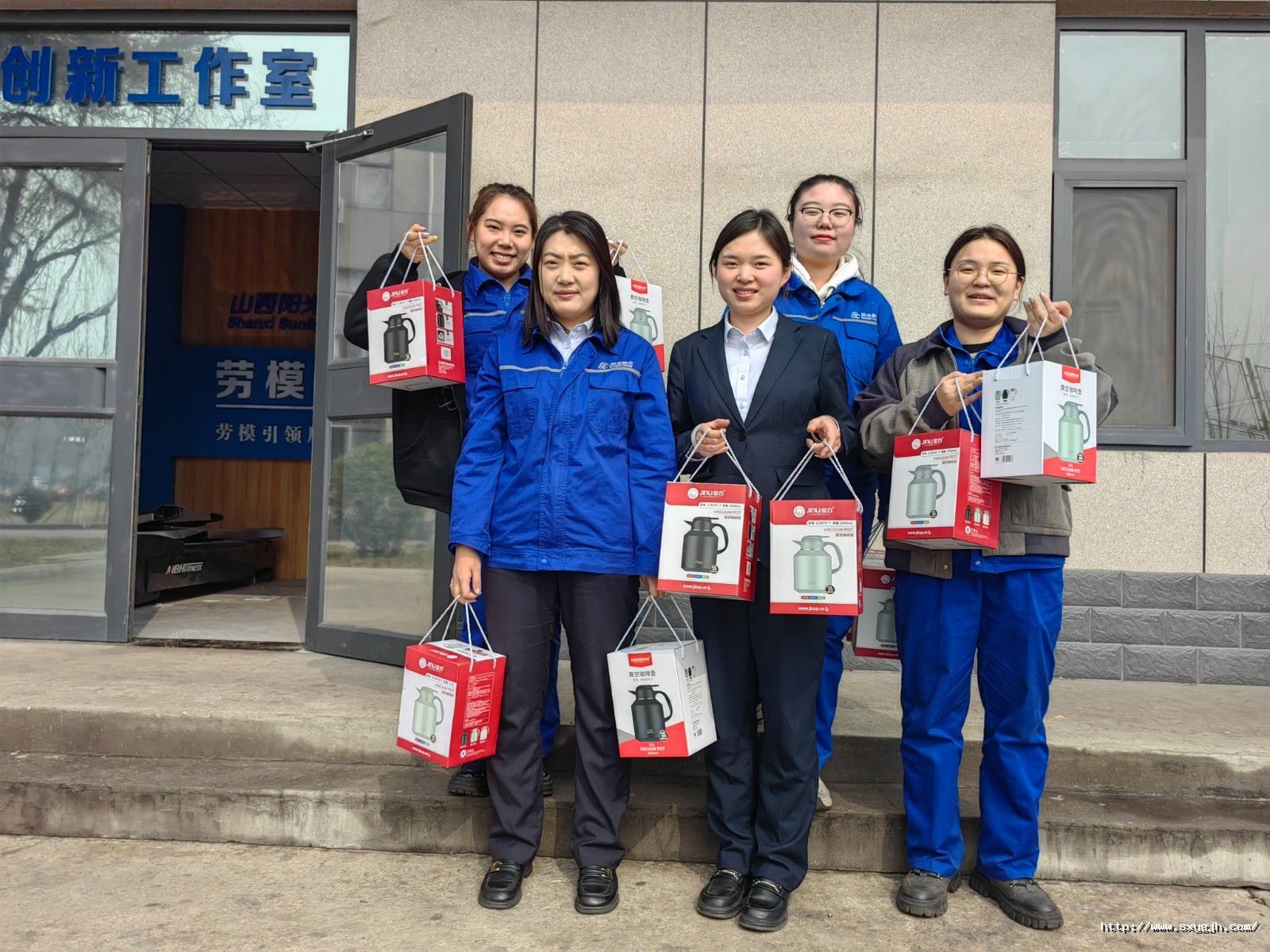 1741341237129889hN1W.jpg 微信2.jpg